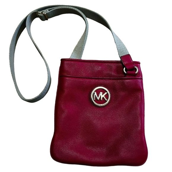 Michael Kors Red Fulton Cross Body Pebble Leather Bag - Picture 14 of 14